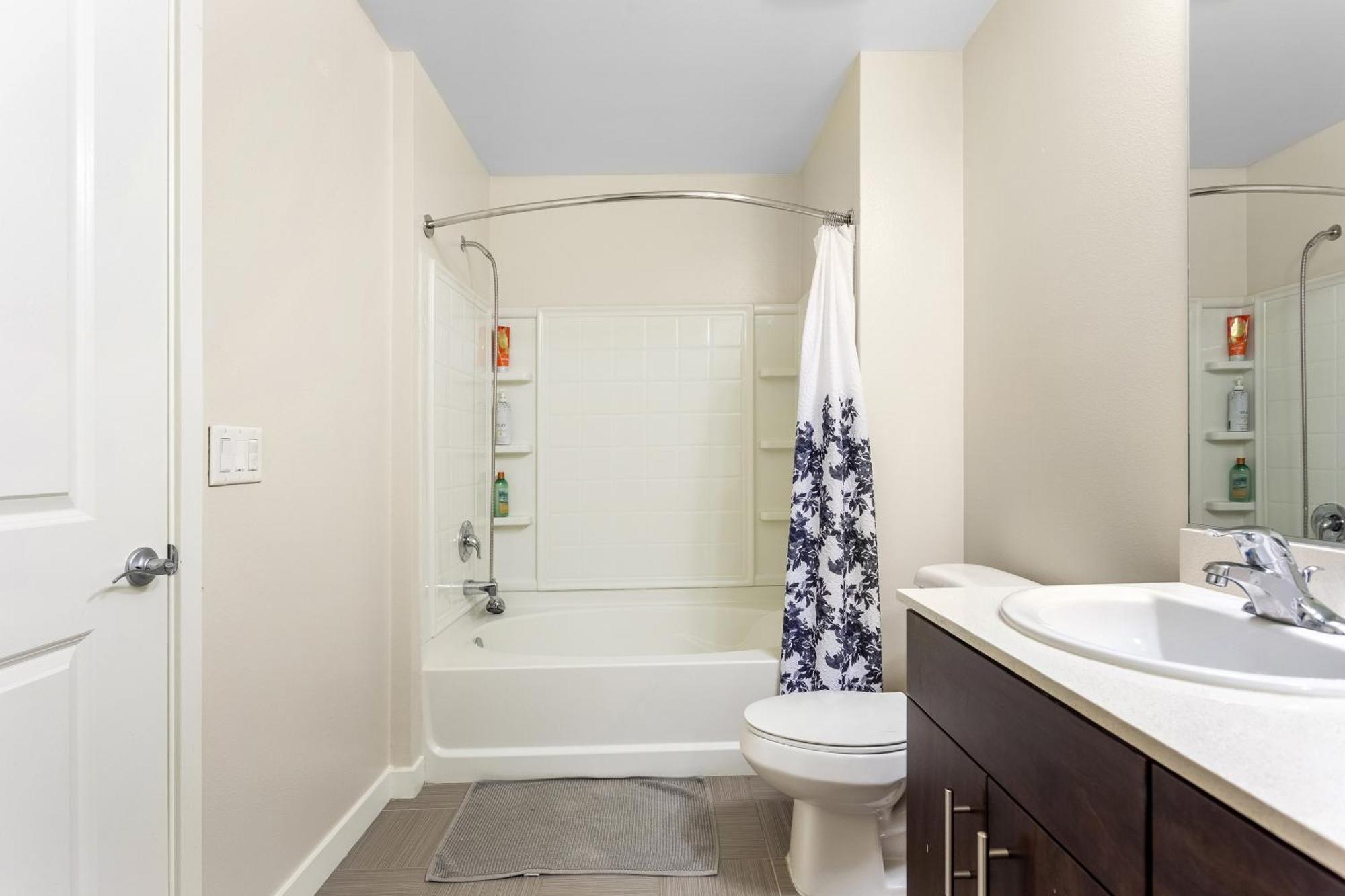 Luxury 2 Bedroom 2 Bathroom With Fitness Center And Pool ロサンゼルス エクステリア 写真
